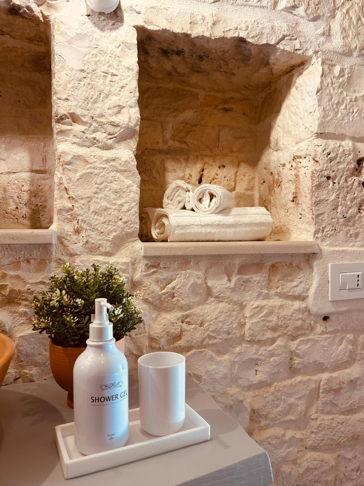 Trulli In Contrada - Monopoli Guest House Eksteriør bilde