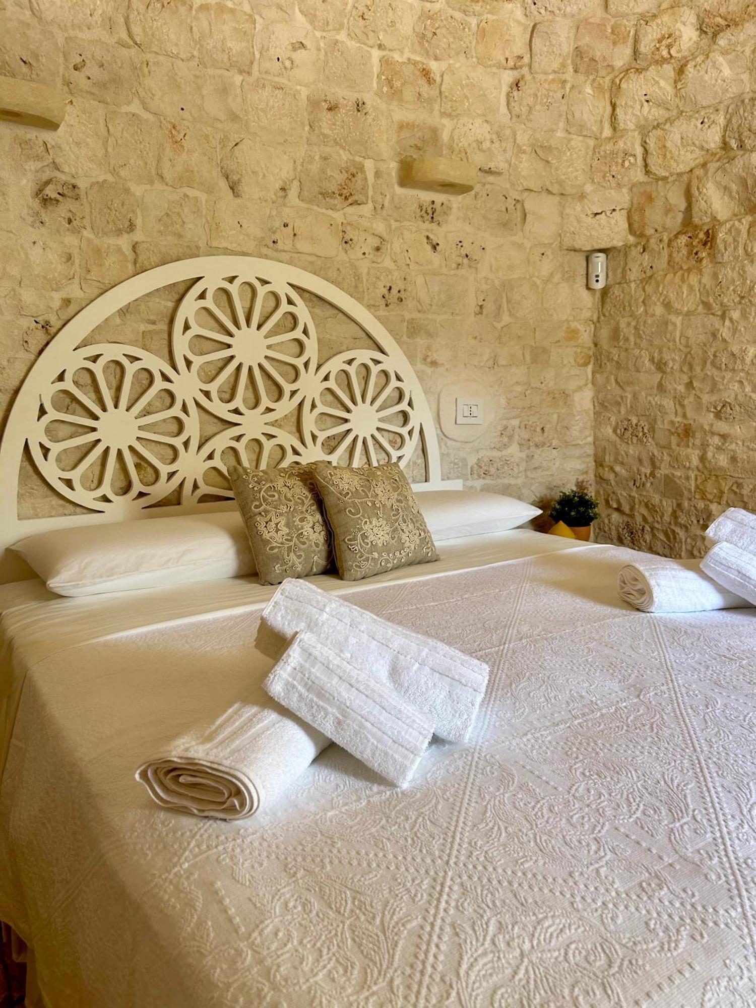 Trulli In Contrada - Monopoli Guest House Eksteriør bilde
